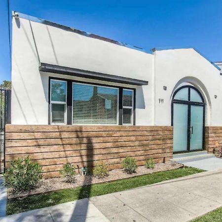 Long Beach Studio Suites Extérieur photo