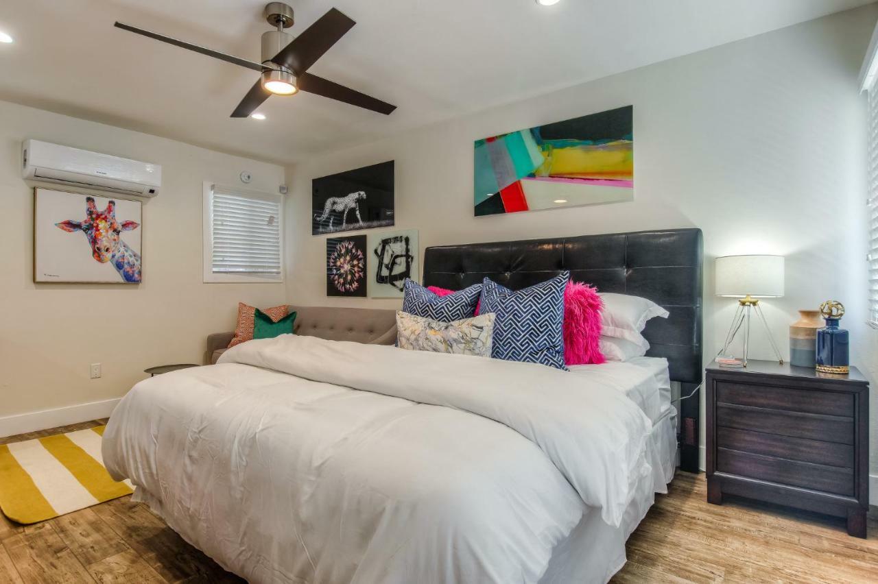 Long Beach Studio Suites Extérieur photo