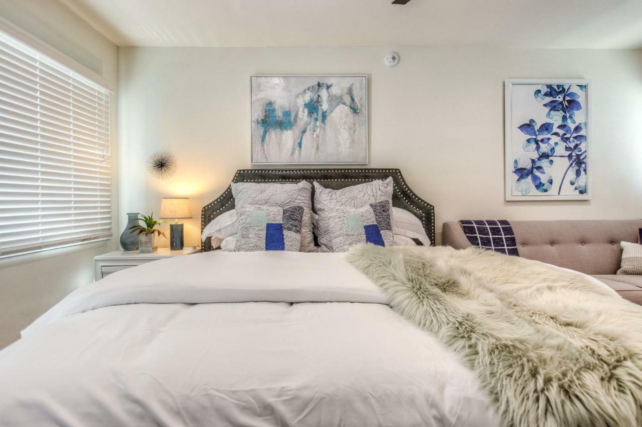 Long Beach Studio Suites Extérieur photo